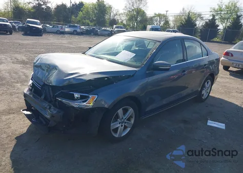 2013 Volkswagen Jetta 2.0L Tdi from USA, damaged, VIN 3VWLL7AJ6DM291317